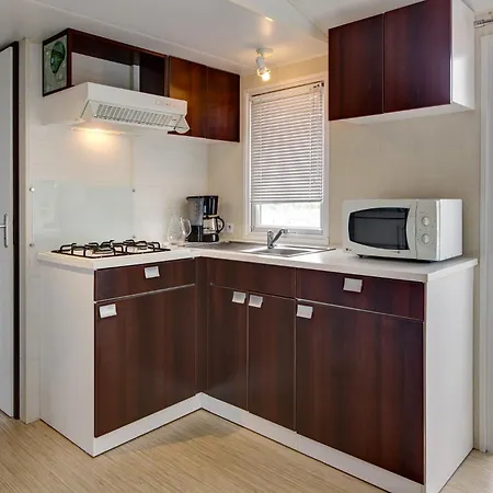 Κάμπινγκ Jlm Location La Baule